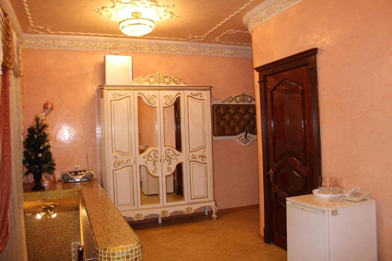 Ceasar Nikolayev Exterior foto