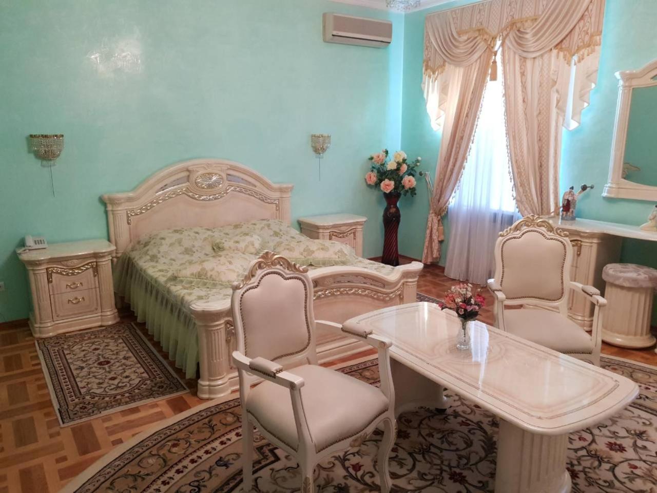 Ceasar Nikolayev Exterior foto