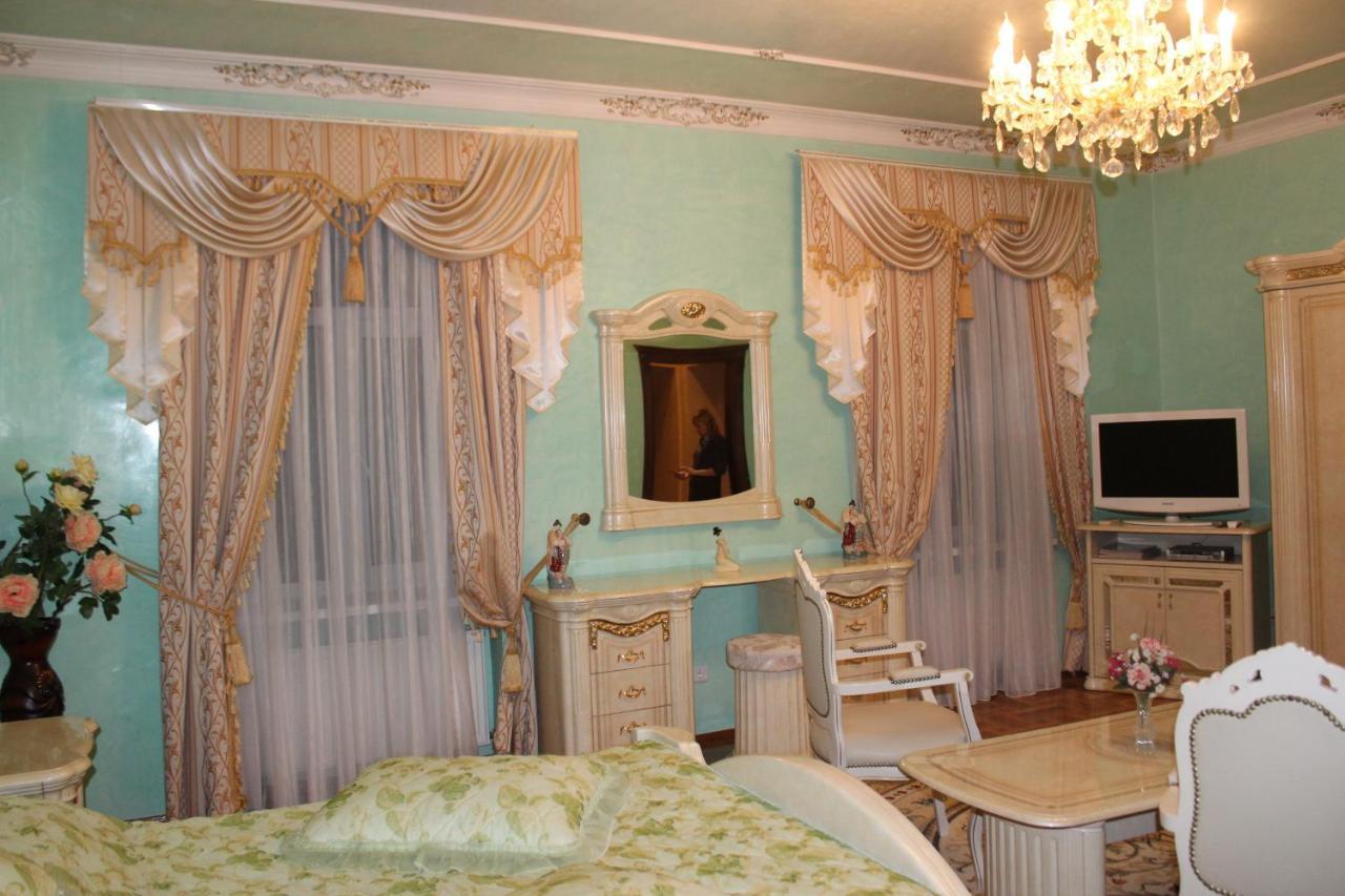 Ceasar Nikolayev Exterior foto